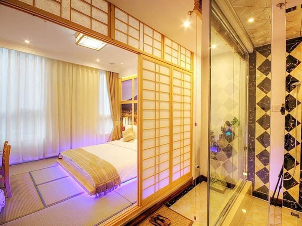 Weese Theme Boutique 4*